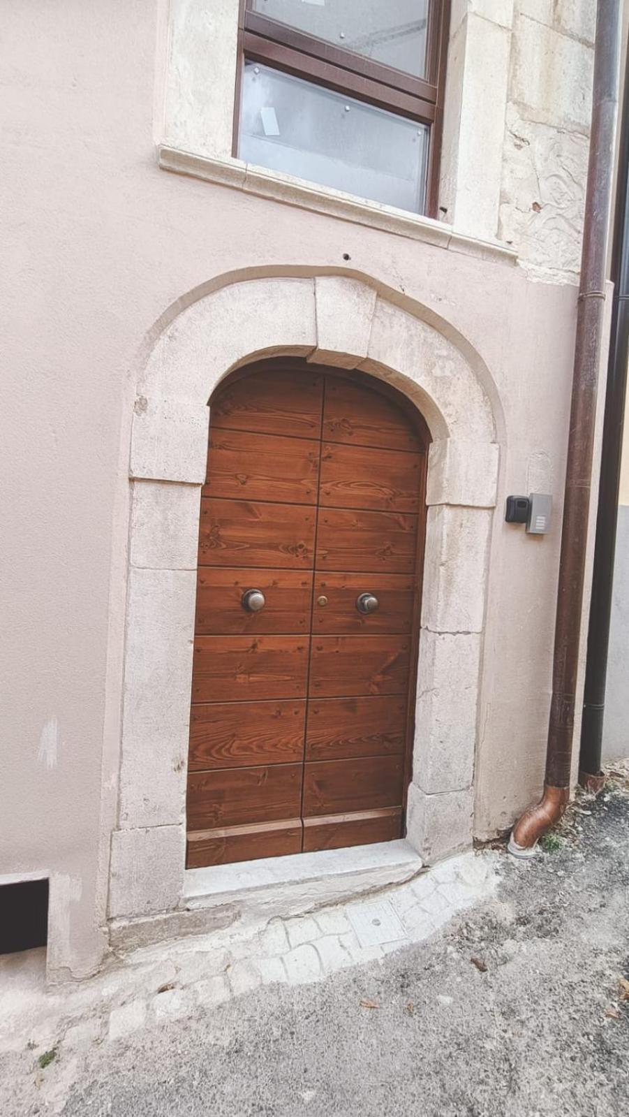 Dimora Del Cavaliere Apartment LʼAquila Екстериор снимка